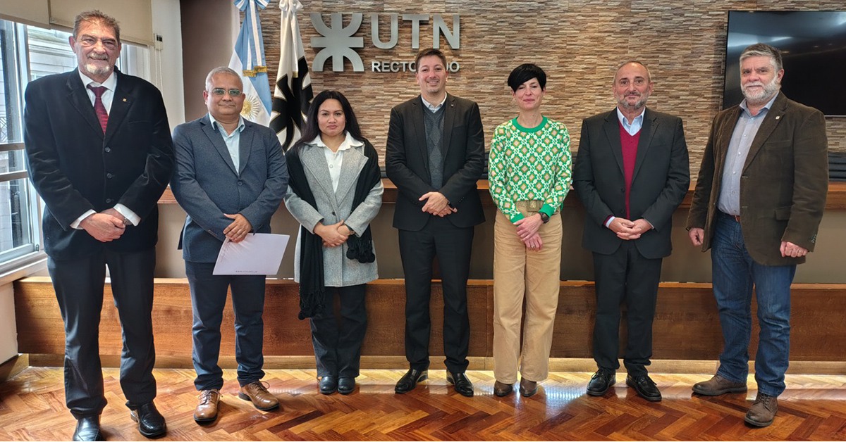 Autoridades de UTN y de la Cámara de Comercio e Industria Argentina–Bangladesh Autoridades de UTN y de la Cámara de Comercio e Industria Argentina–Bangladesh